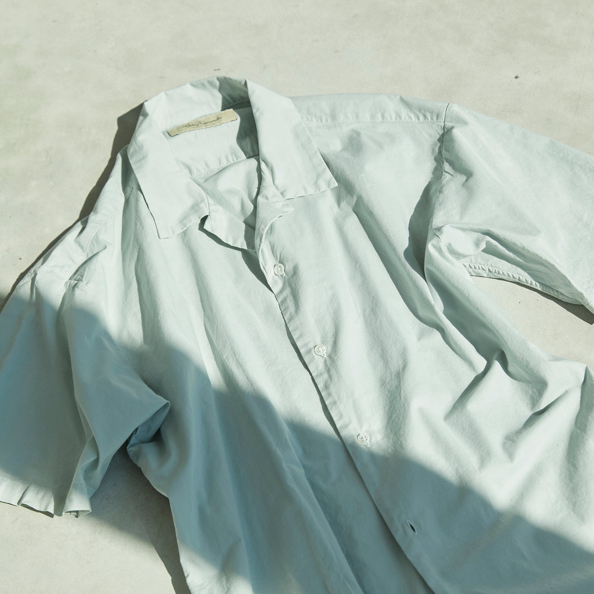 ahe | GARMENT DYE OPEN COLLAR SHIRT