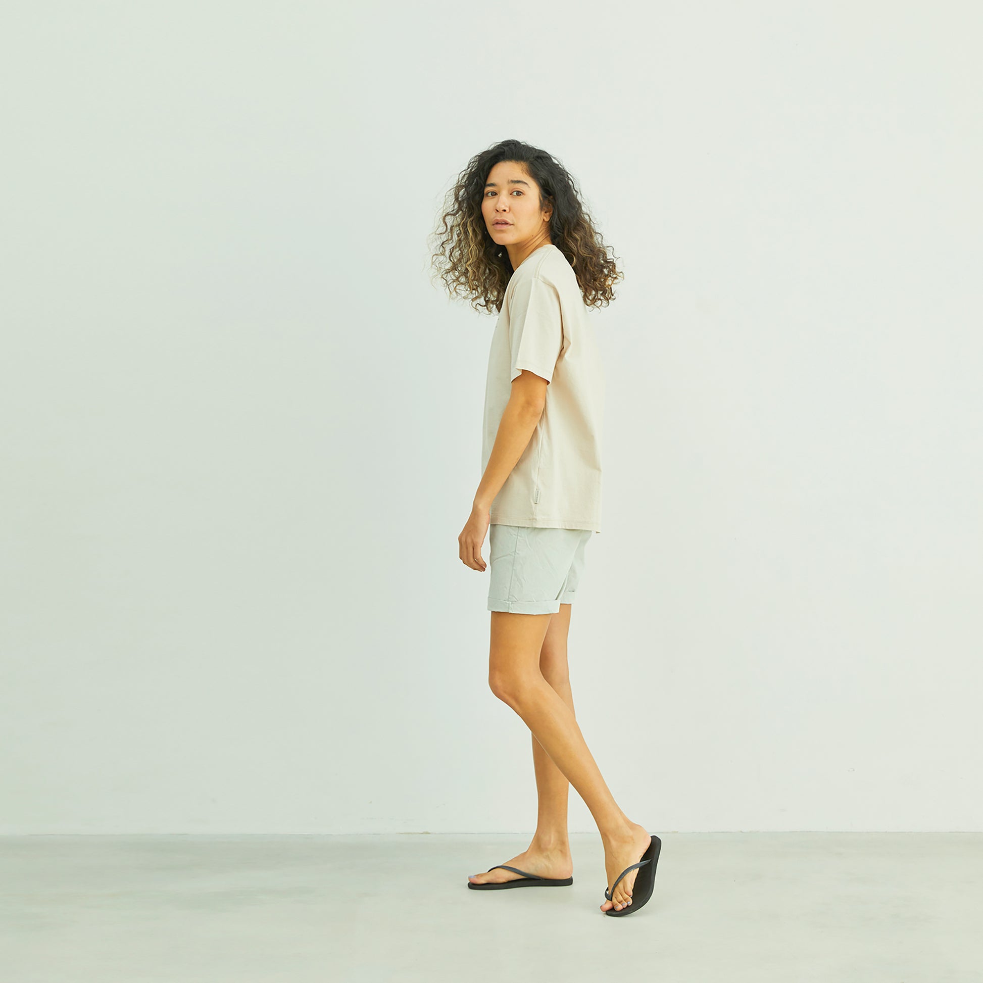 lōkahi  |  GRADATION LOGO S/S T-SHIRT